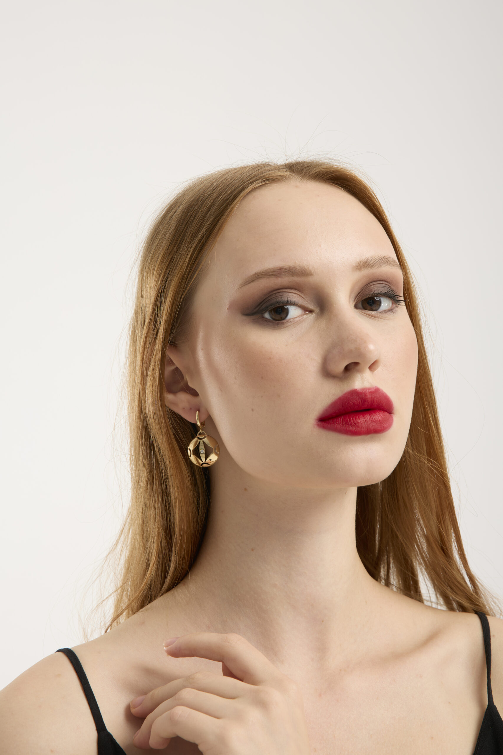 Heart Voice Elya Earrings - Image 2